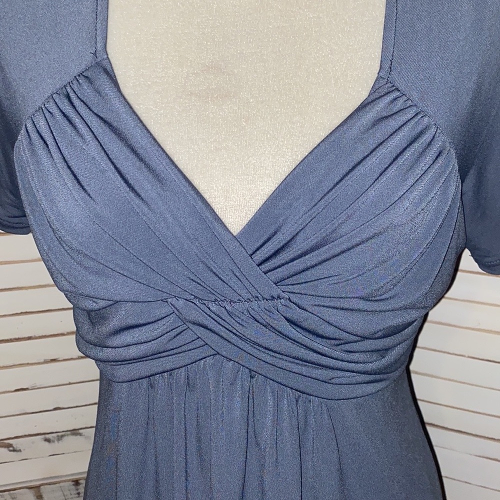 Daisy Fuentes Deep V-Neck Top - Picture 3 of 8